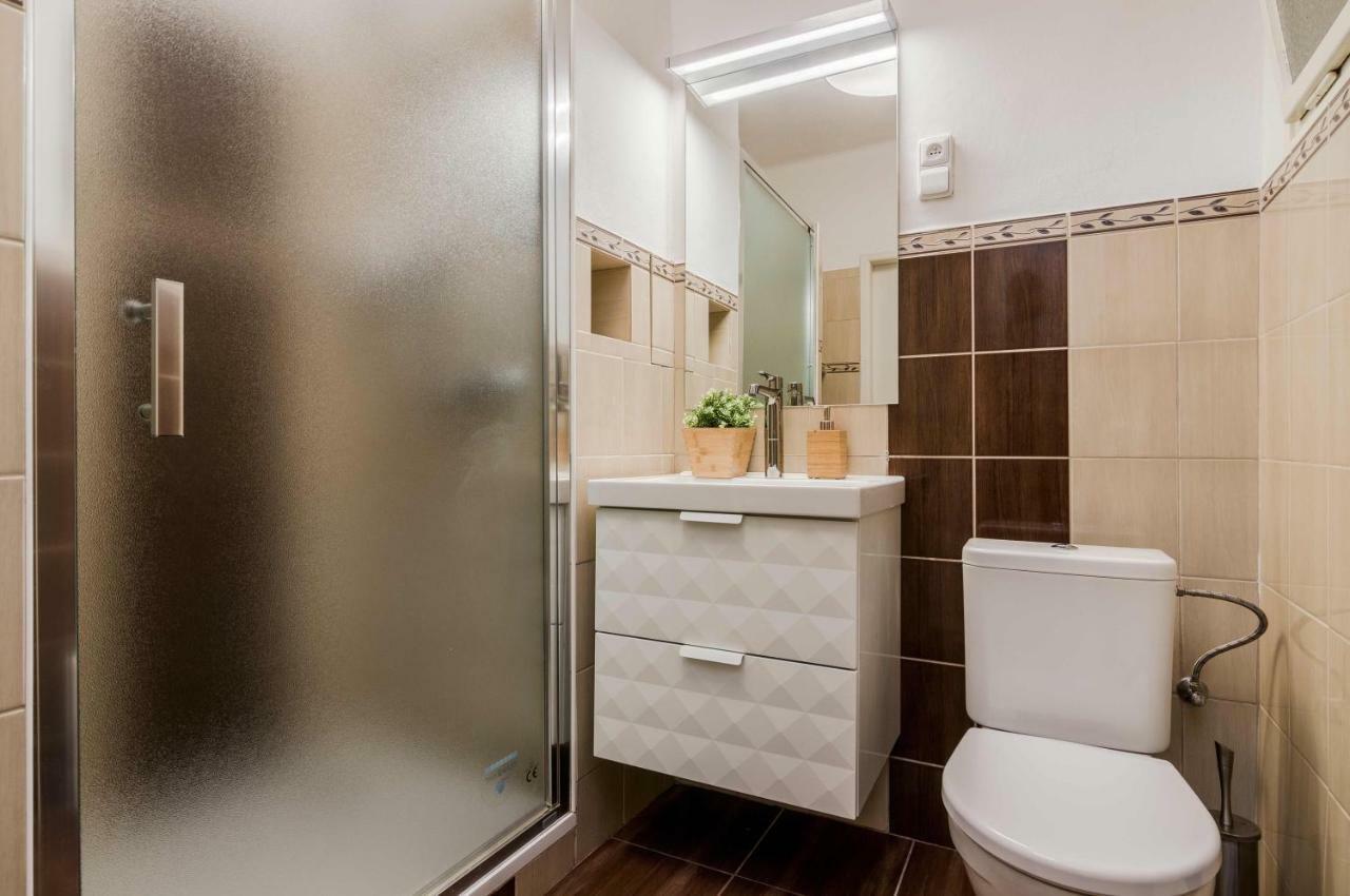 Apt In Prague Charles Bridge 1Km By Michal&Friends Exterior foto