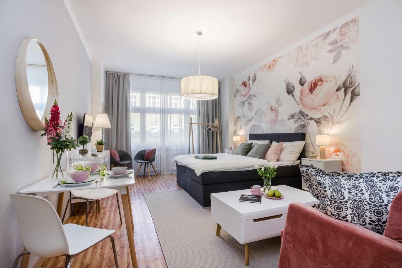 Apt In Prague Charles Bridge 1Km By Michal&Friends Exterior foto
