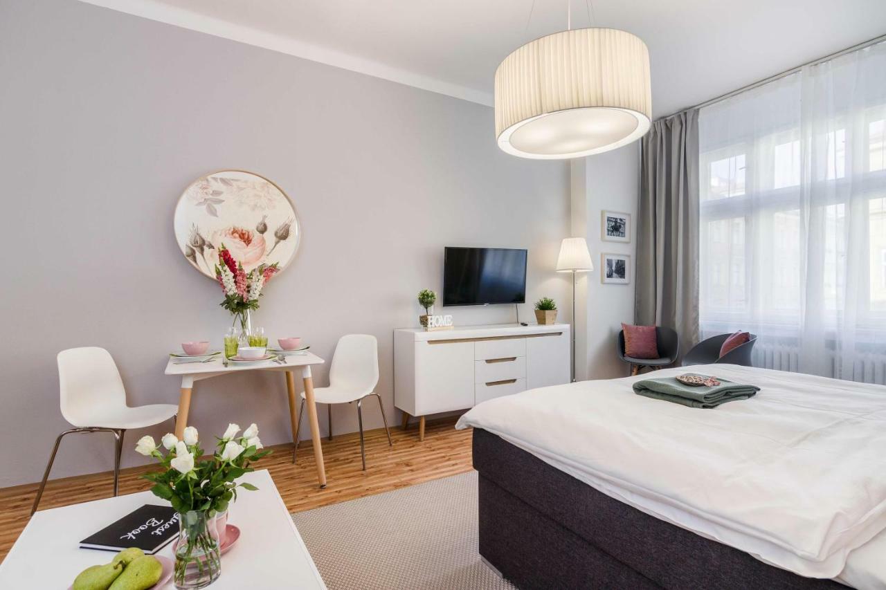Apt In Prague Charles Bridge 1Km By Michal&Friends Exterior foto